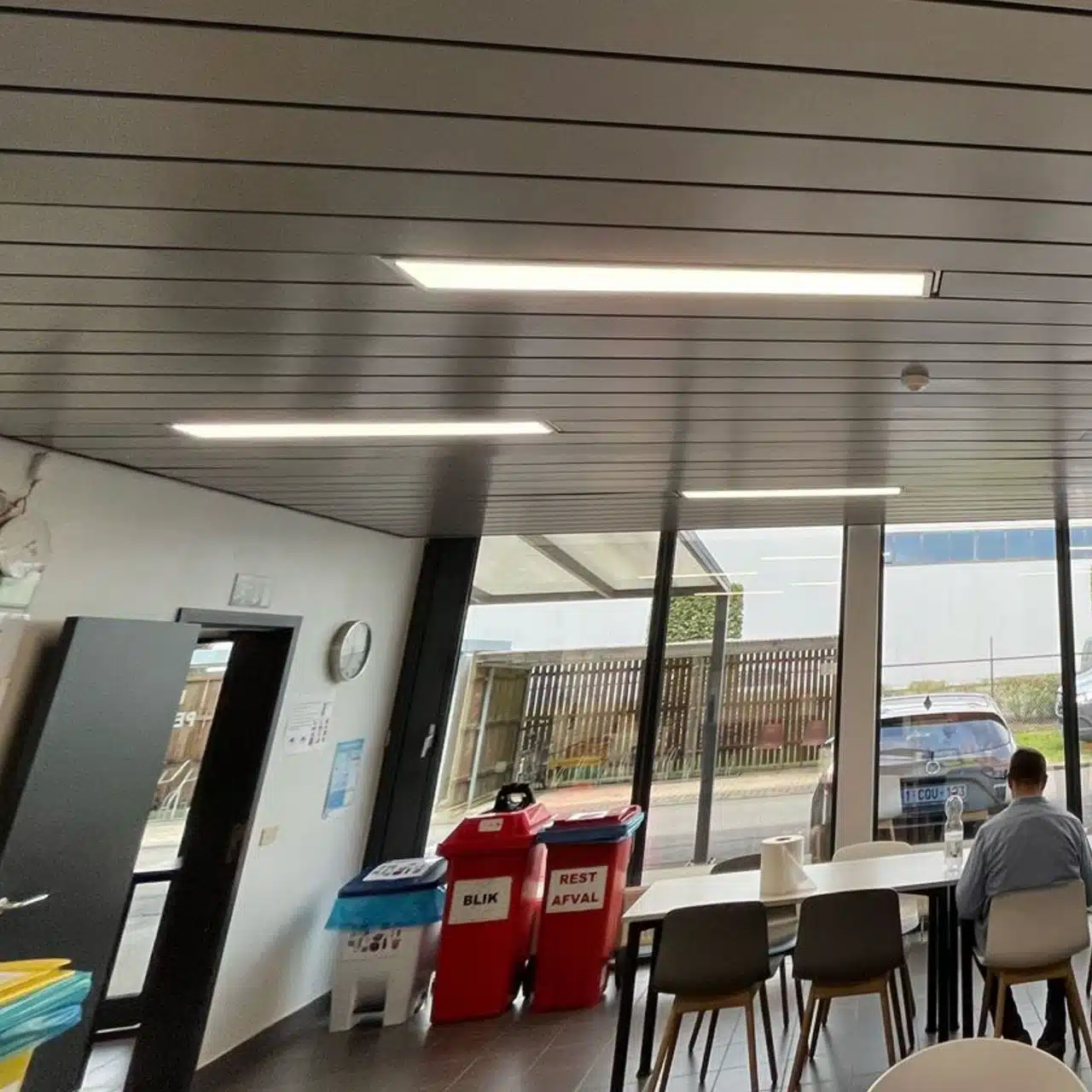 LED-Panel 120×30 mit UGR<19 – 36W - 4000K - 110LM/W - Backlit - Treiber Inklusive (Ersetzt 4x18W) – 5 Jahre Garantie – Bild 2